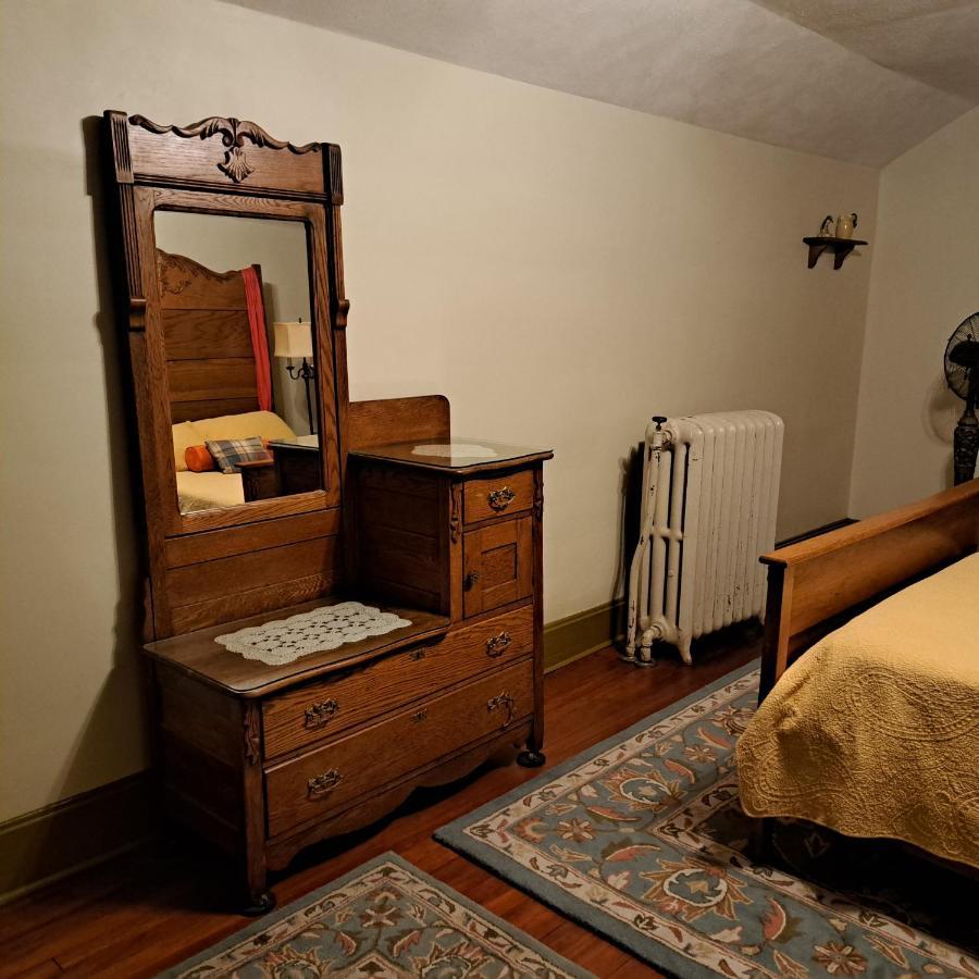 تير هوت Harriott House, The Gallery Forest Room المظهر الخارجي الصورة